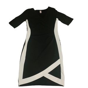 No Boundaries Bodycon Optical Illusion Slimming Black & White Dress Small size